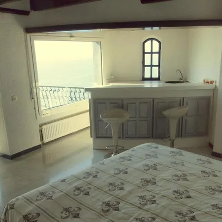 Sleeps 10 Pool Air Con Wifi * Lloret de Mar