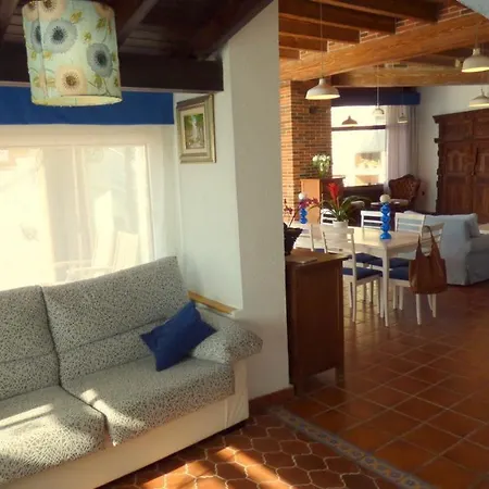Sleeps 10 Pool Air Con Wifi Villa