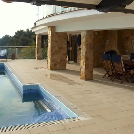 Sleeps 10 Pool Air Con Wifi *